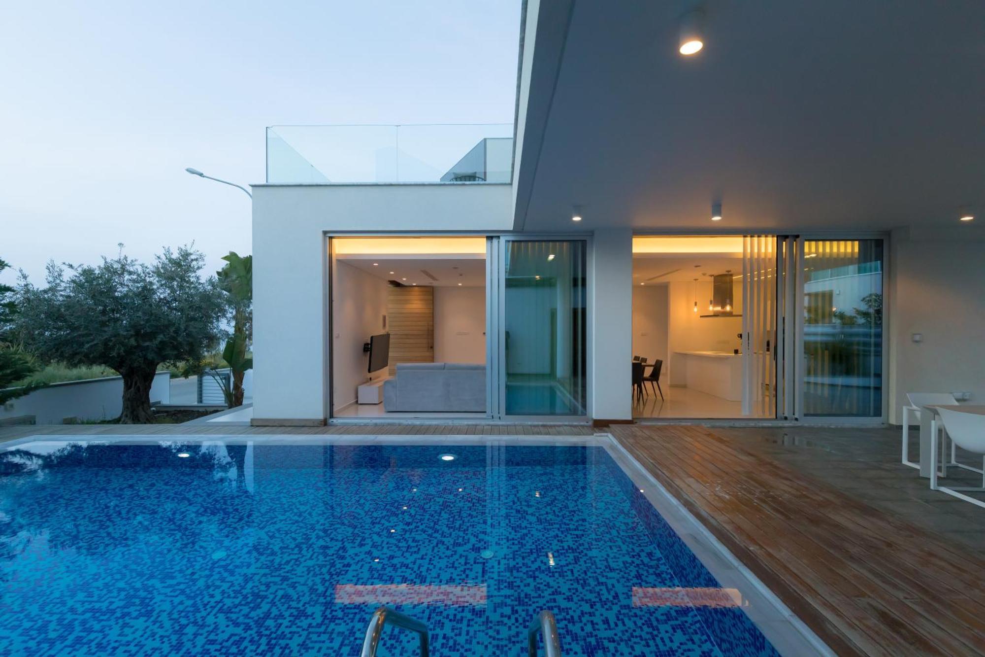 Seaview Luxury Villa Jacuzzi & Pool! 2 Min Beach Protaras Exterior photo